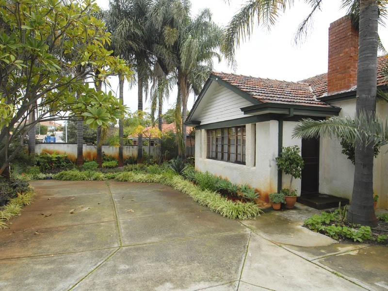 20 Green Street, Joondanna WA 6060