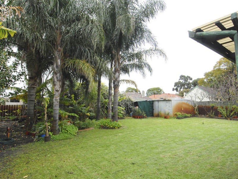 20 Green Street, Joondanna WA 6060