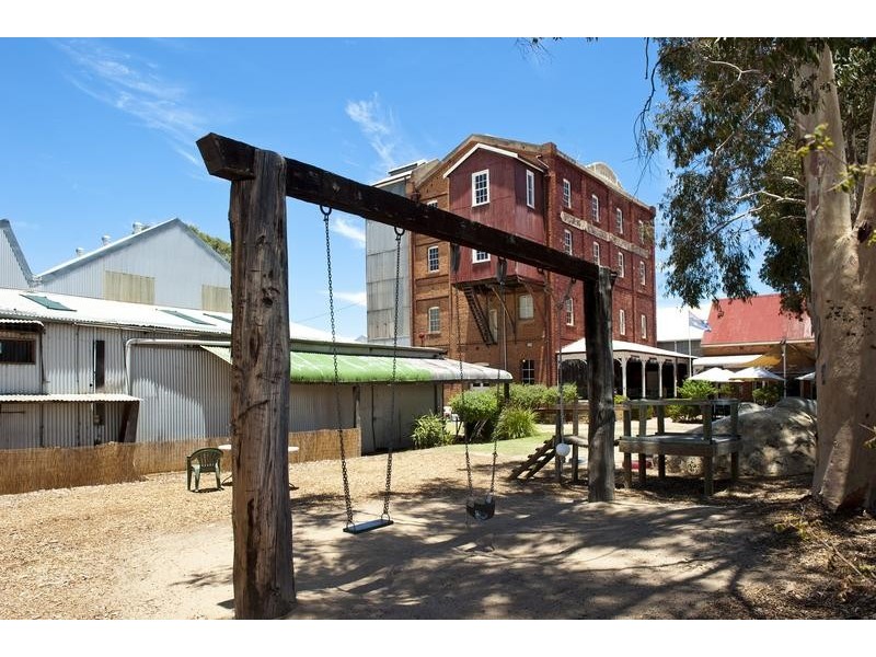 10 Henrietta Street, York WA 6302