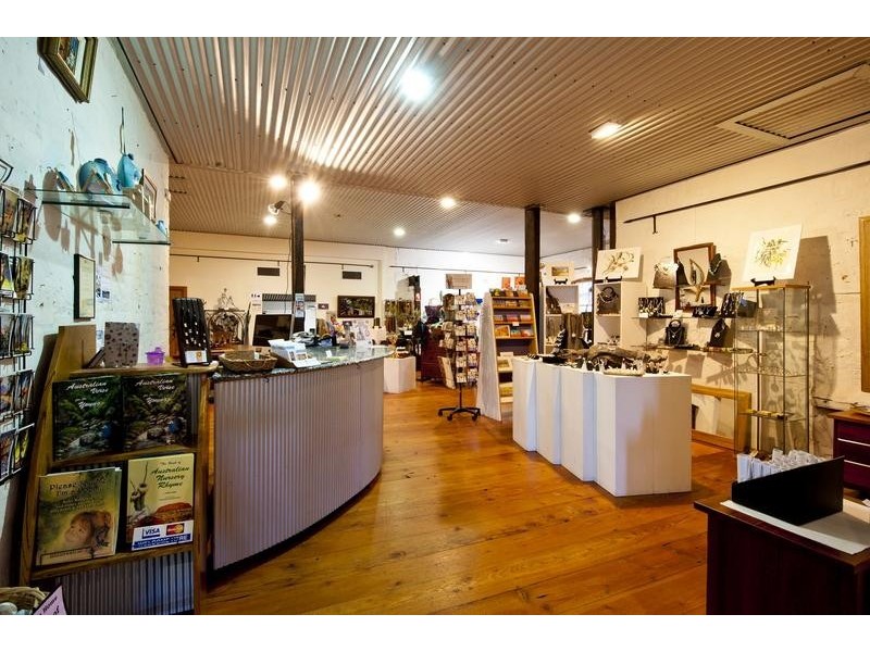 10 Henrietta Street, York WA 6302