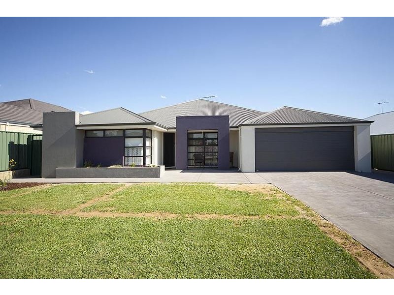 254 Adelaide Street, High Wycombe WA 6057