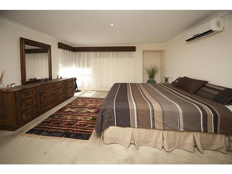 254 Adelaide Street, High Wycombe WA 6057