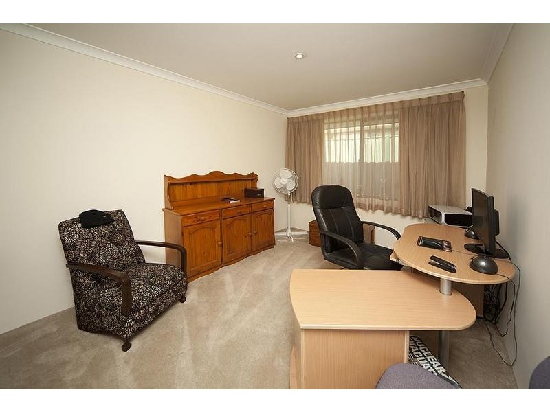 254 Adelaide Street, High Wycombe WA 6057