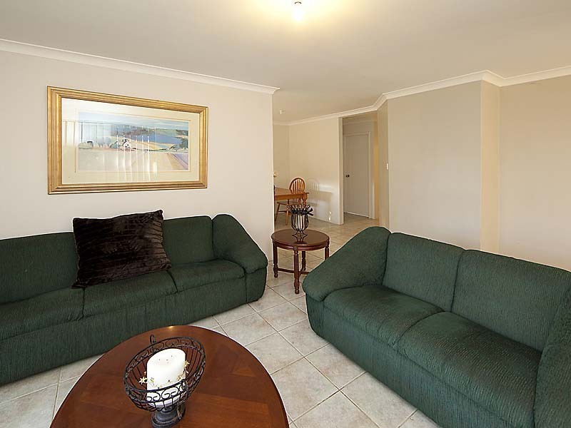 2/55 Durban Street, Belmont WA 6104