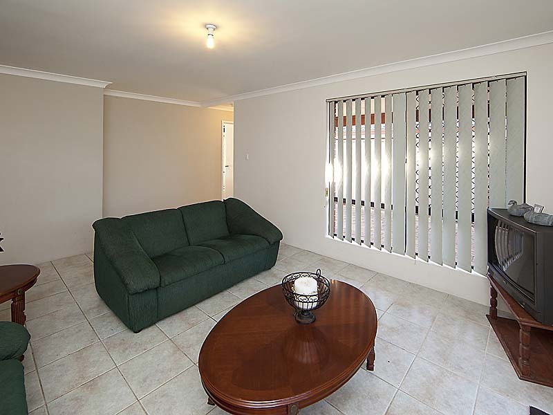 2/55 Durban Street, Belmont WA 6104