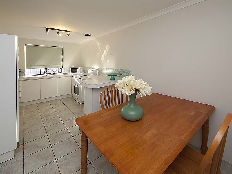 2/55 Durban Street, Belmont WA 6104