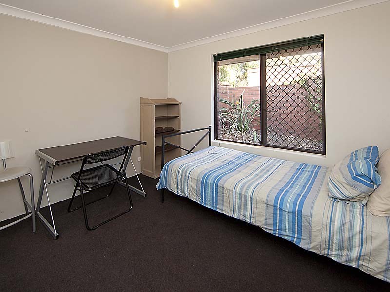 2/55 Durban Street, Belmont WA 6104