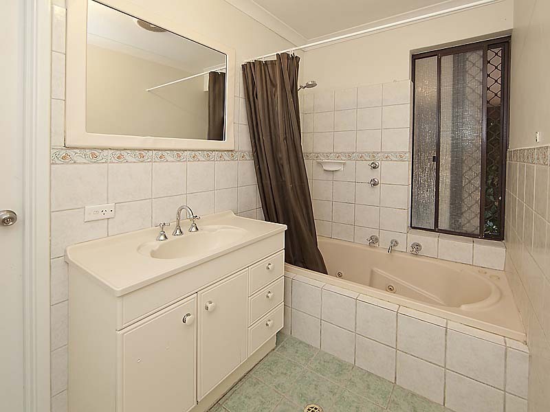 2/55 Durban Street, Belmont WA 6104