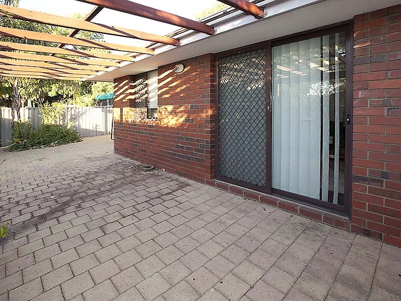 2/55 Durban Street, Belmont WA 6104