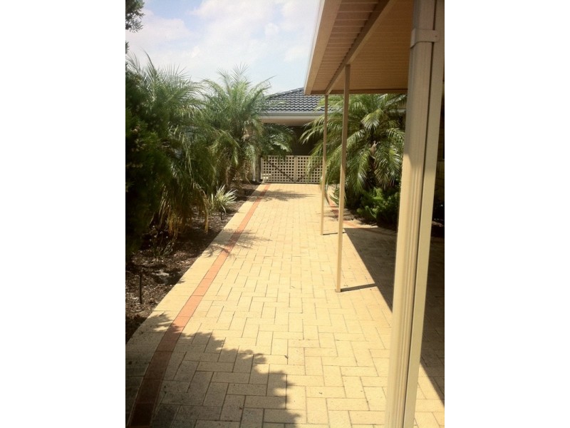 1/15 Athel Court, Leeming WA 6149