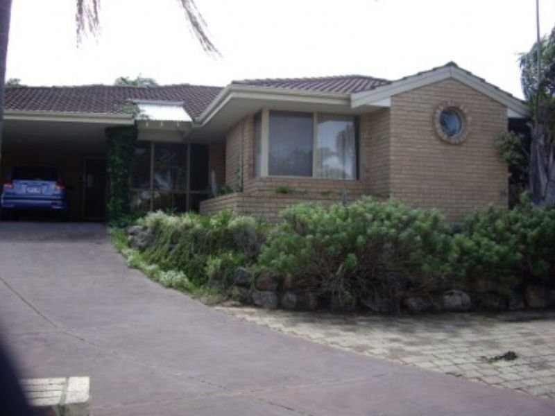 31 Crossland Way, Kardinya WA 6163