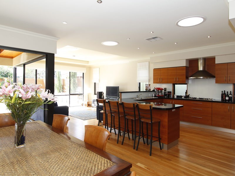 A/16 Simpson Road, Applecross WA 6153