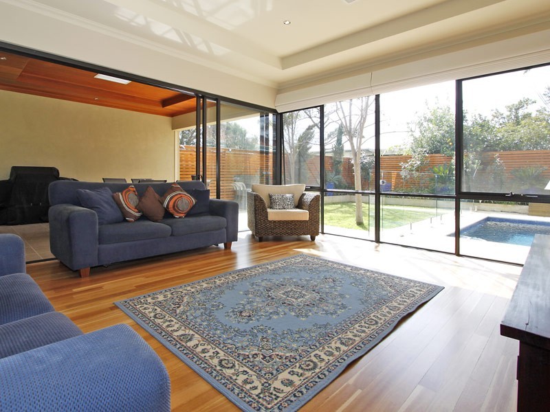 A/16 Simpson Road, Applecross WA 6153