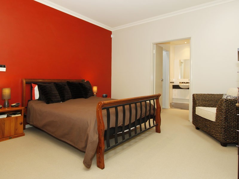 A/16 Simpson Road, Applecross WA 6153