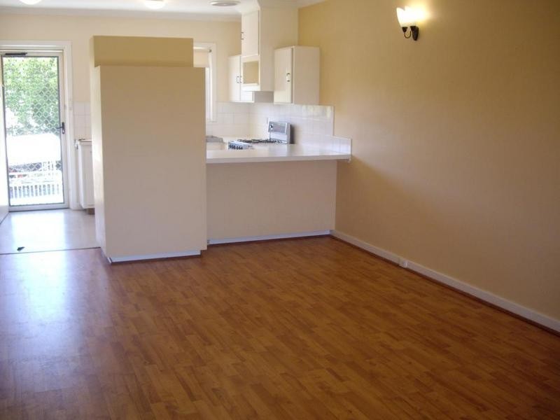 4/155 Melville Parade, Como WA 6152