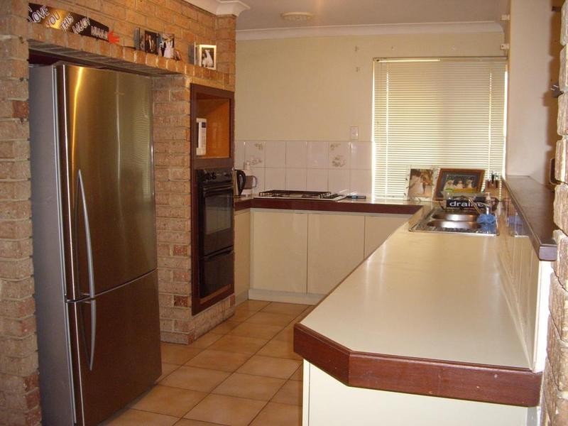 31 Crossland Way, Kardinya WA 6163