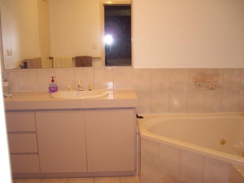 31 Crossland Way, Kardinya WA 6163