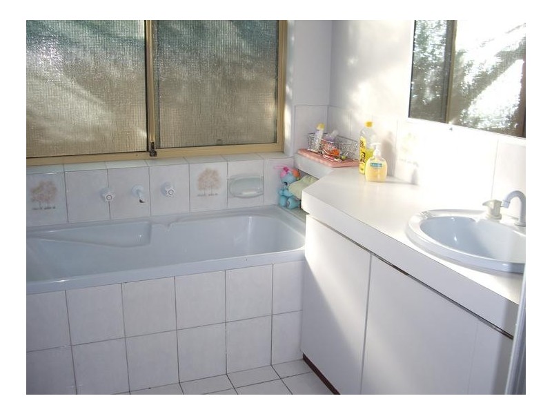 31 Crossland Way, Kardinya WA 6163