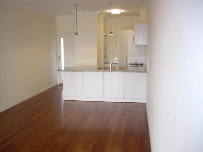 4/446 Canning Highway, Attadale WA 6156