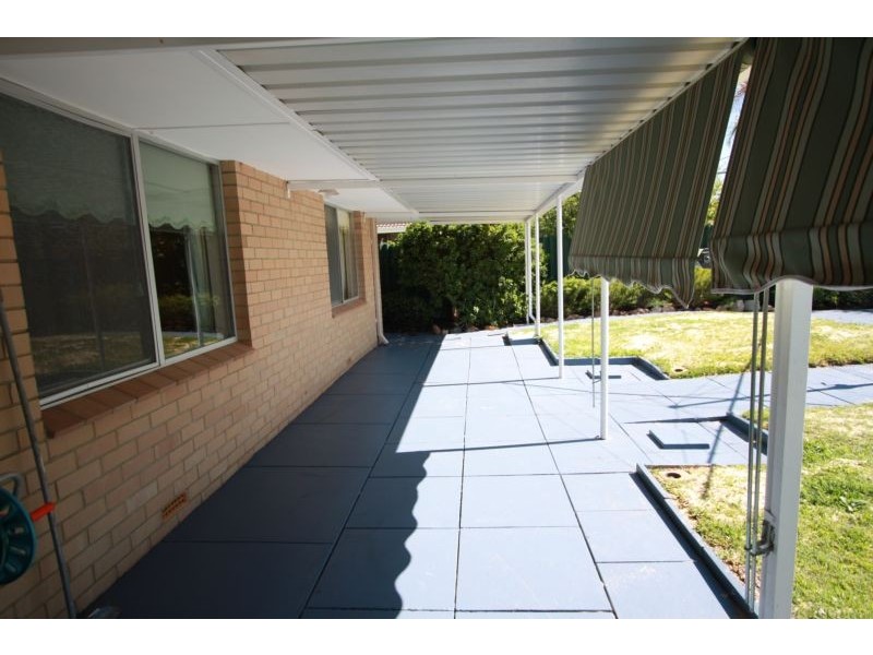 3 Boston Way, Booragoon WA 6154