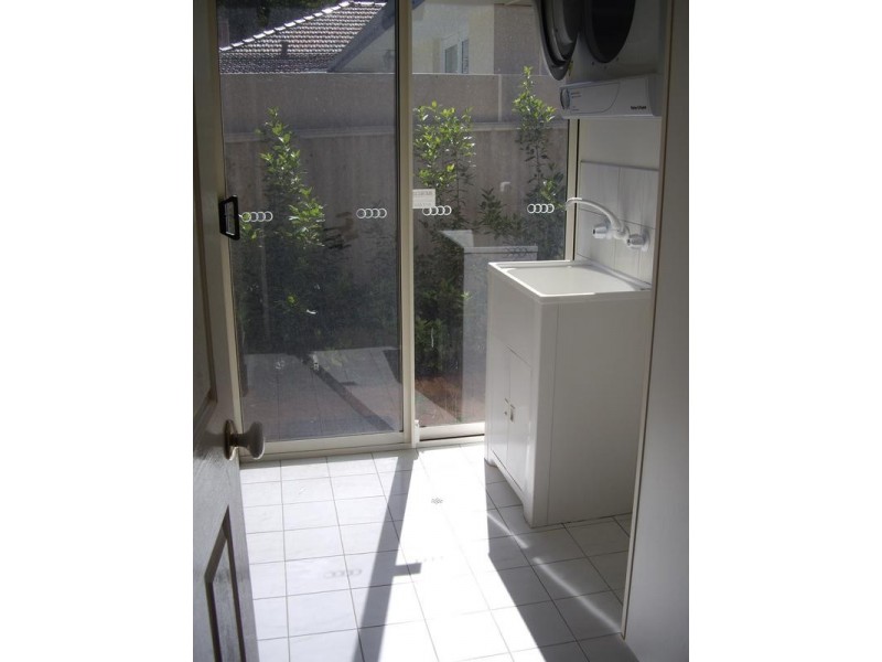 1A Jane Road, Applecross WA 6153