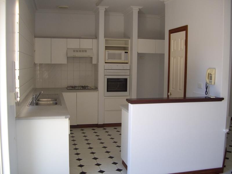 1A Jane Road, Applecross WA 6153