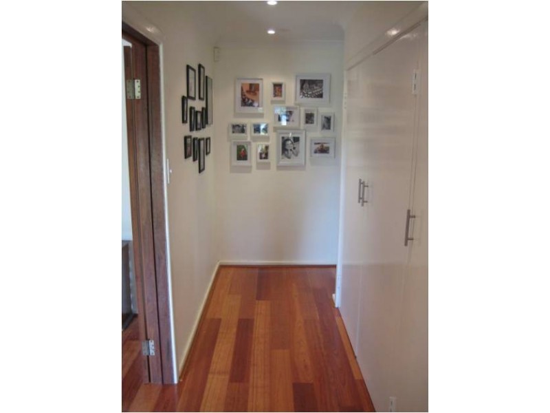 8 Ratcliffe Road, Booragoon WA 6154