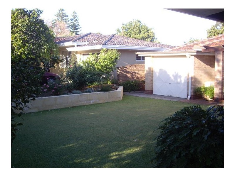 139 Ardross Street, Ardross WA 6153