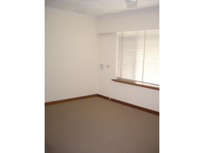 2/155 Melville Parade, Como WA 6152