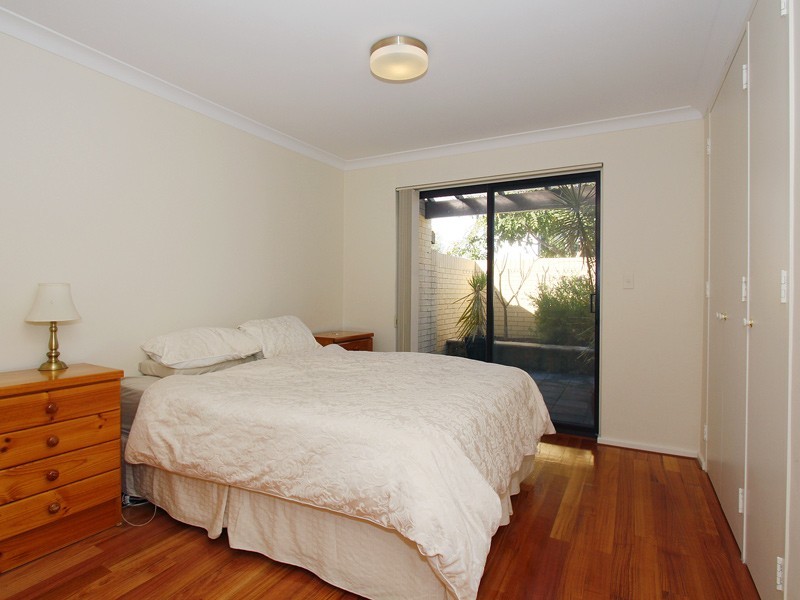 2/3 Strickland Street, South Perth WA 6151