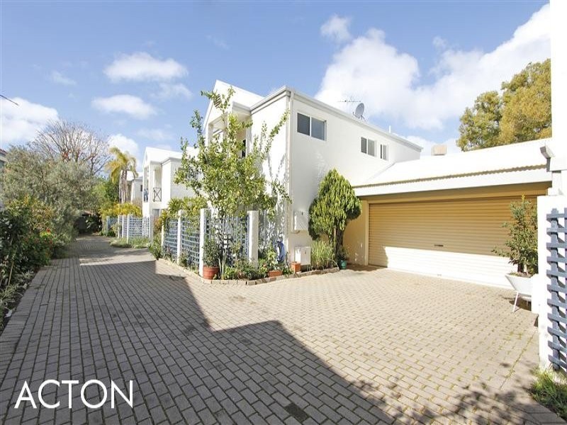 2/72 Macleod Road, Applecross WA 6153