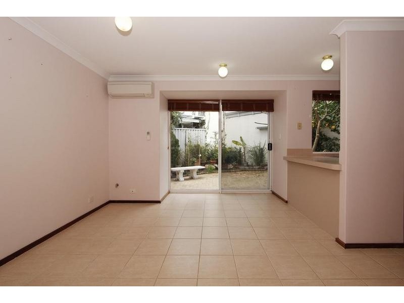 2/72 Macleod Road, Applecross WA 6153