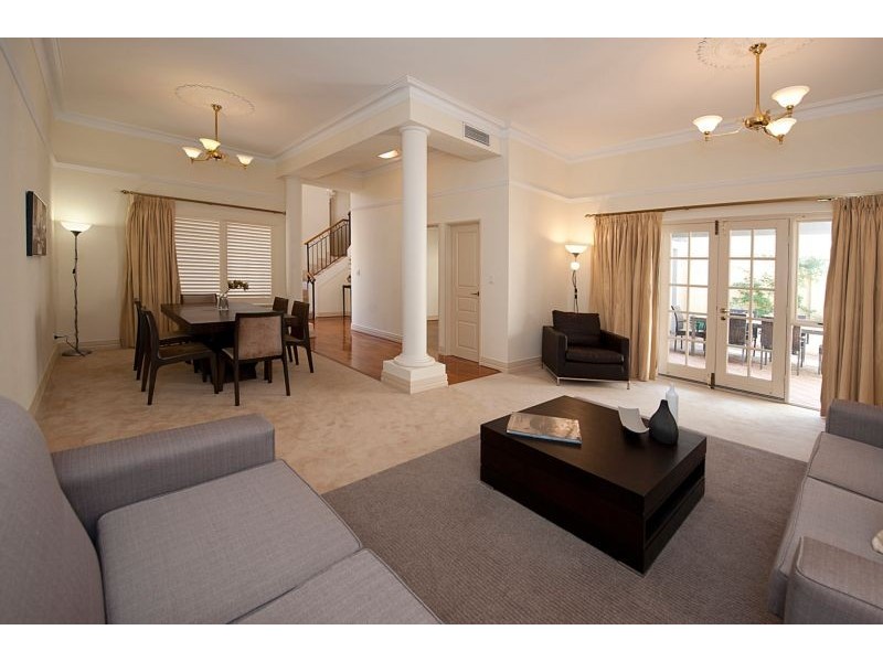 3/9 Tweeddale Road, Applecross WA 6153