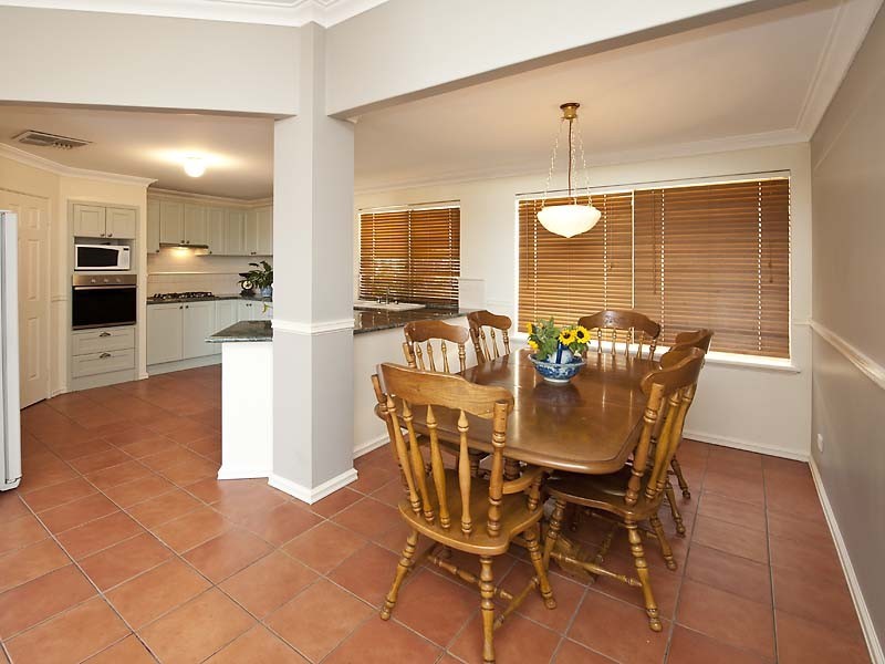 19 Portsea Gardens, Jandakot WA 6164