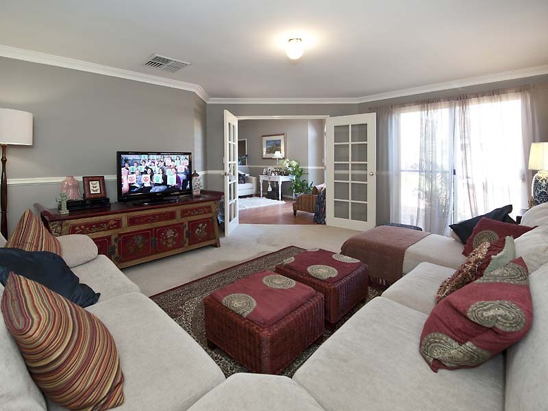 19 Portsea Gardens, Jandakot WA 6164