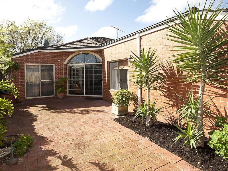 19 Portsea Gardens, Jandakot WA 6164