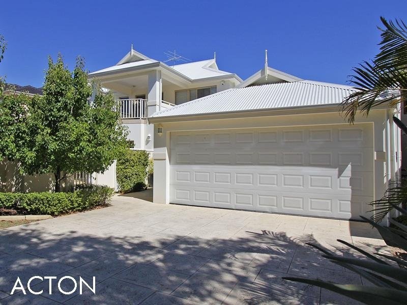 3A Dunvegan Road, Applecross WA 6153