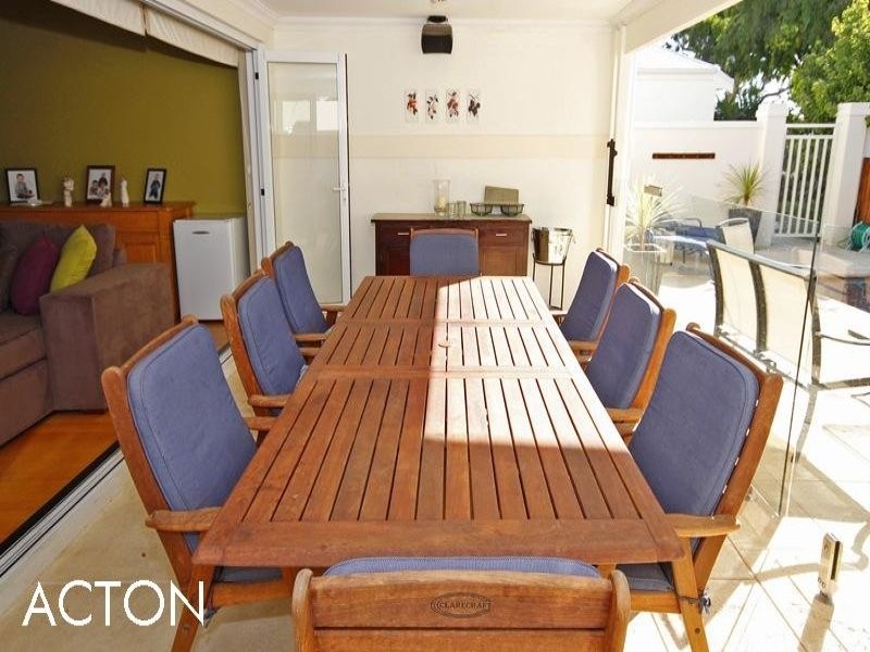 3A Dunvegan Road, Applecross WA 6153