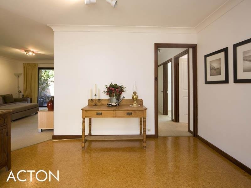 6A Strome Road, Applecross WA 6153