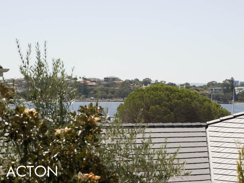 6A Strome Road, Applecross WA 6153