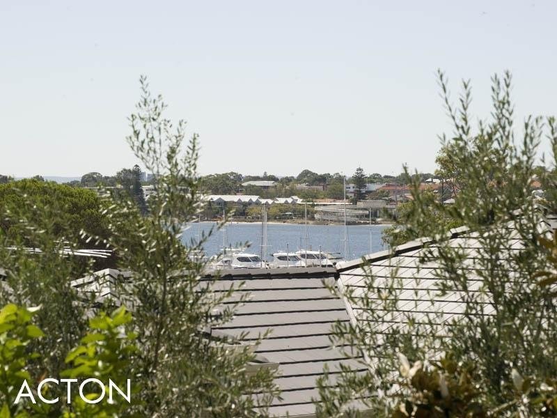 6A Strome Road, Applecross WA 6153