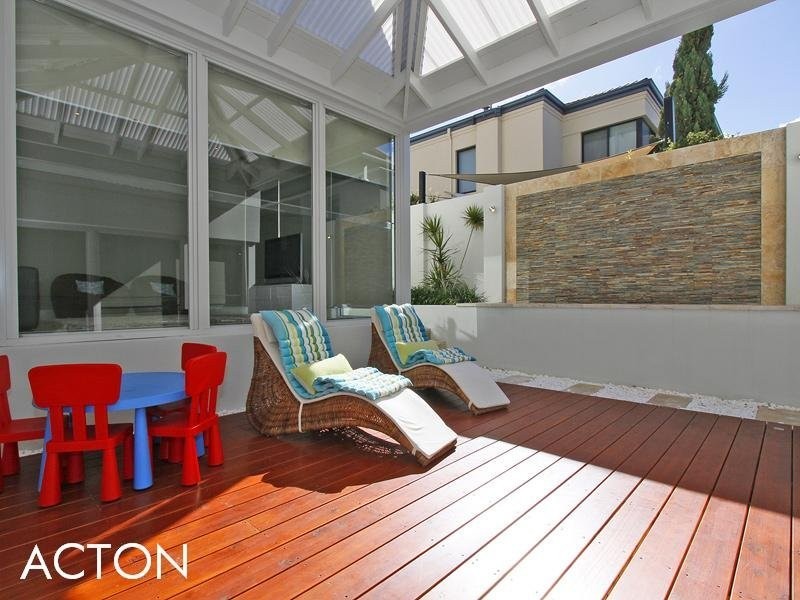 3A Carron Road, Applecross WA 6153
