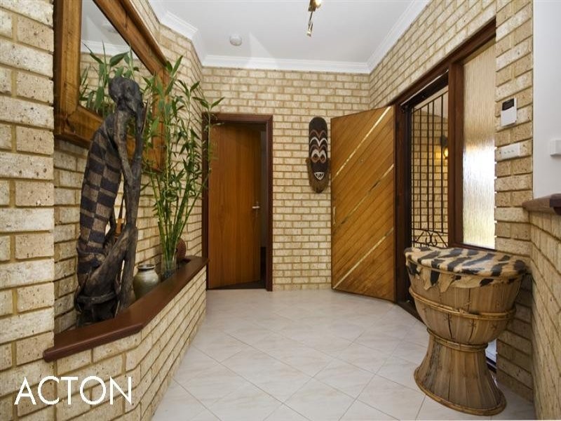 19 Ventnor Avenue, Mount Pleasant WA 6153