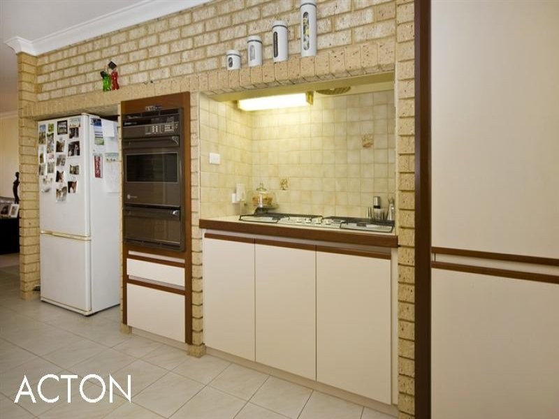 19 Ventnor Avenue, Mount Pleasant WA 6153