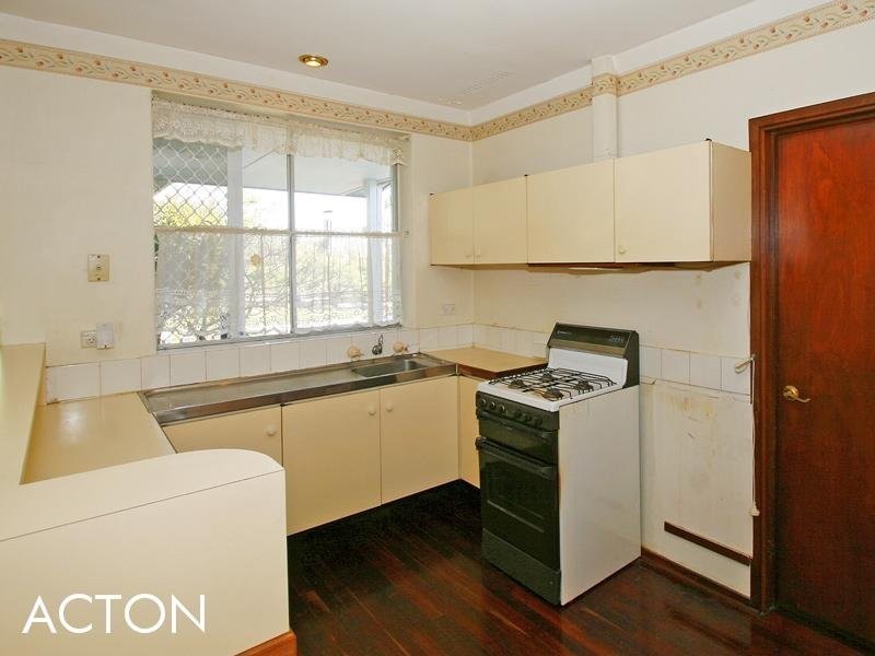 38B Glencoe Road, Ardross WA 6153