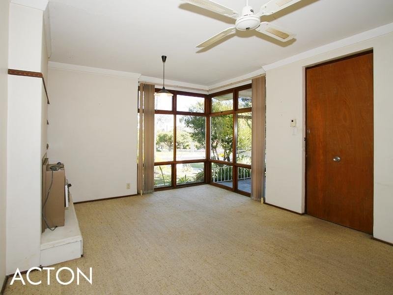 38B Glencoe Road, Ardross WA 6153