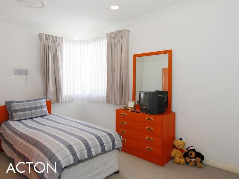 22 Bunning Street, Bentley WA 6102