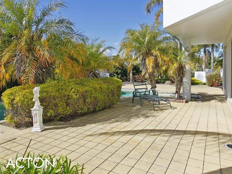 22 Bunning Street, Bentley WA 6102