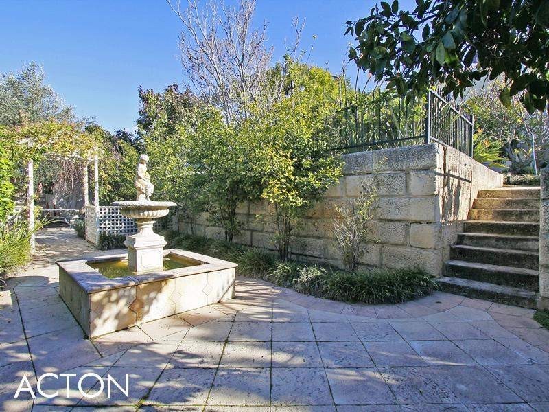 76 Ullapool Road, Mount Pleasant WA 6153