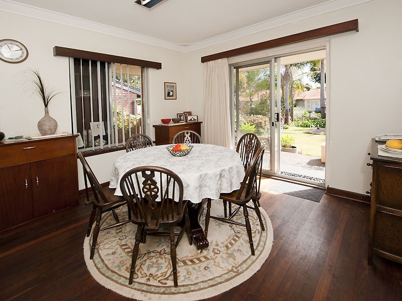 3 Shirley Avenue, Mount Pleasant WA 6153